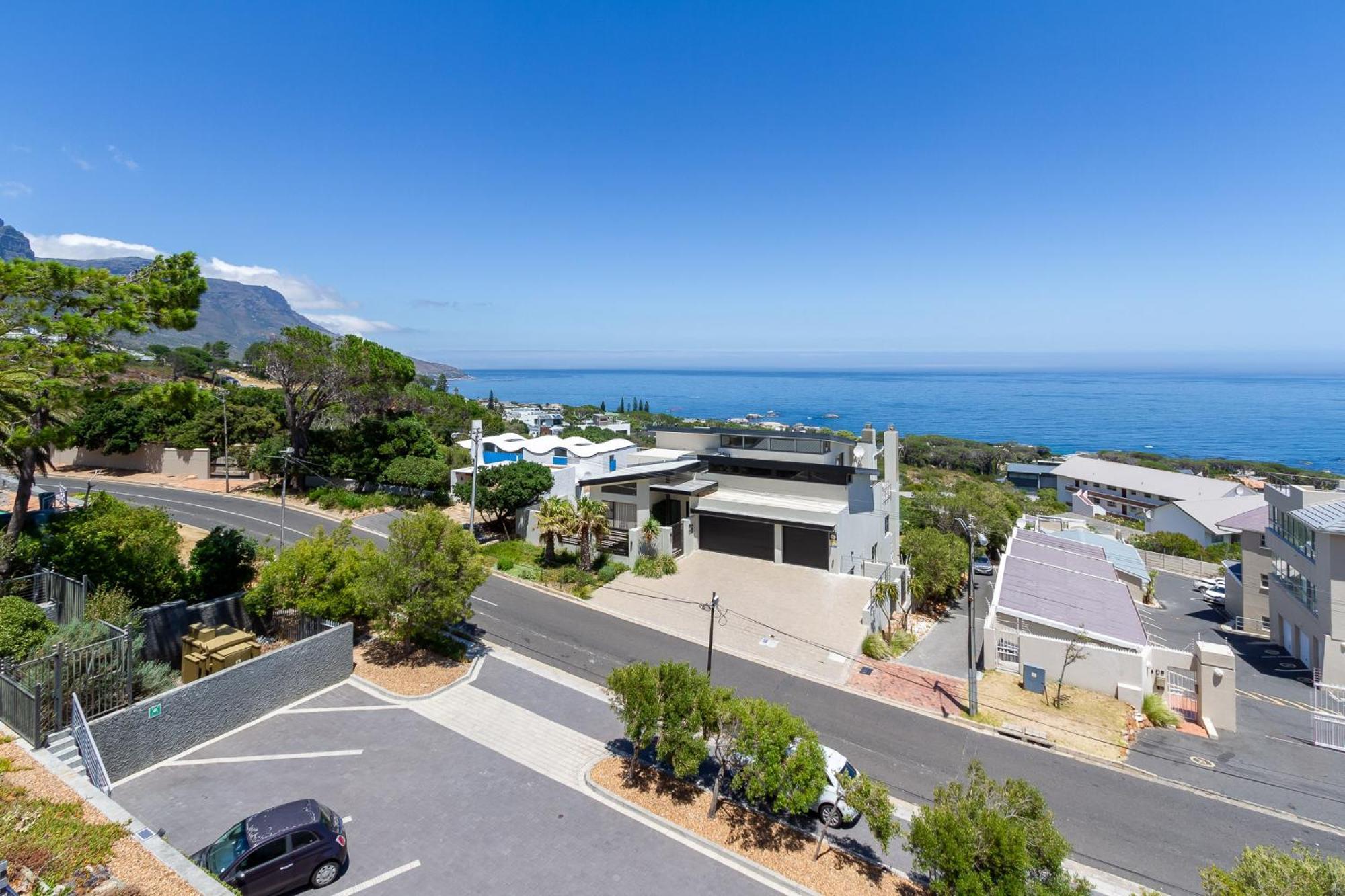 The Crystal - Spectacular Sea Views In Camps Bay Apartment Cape Town